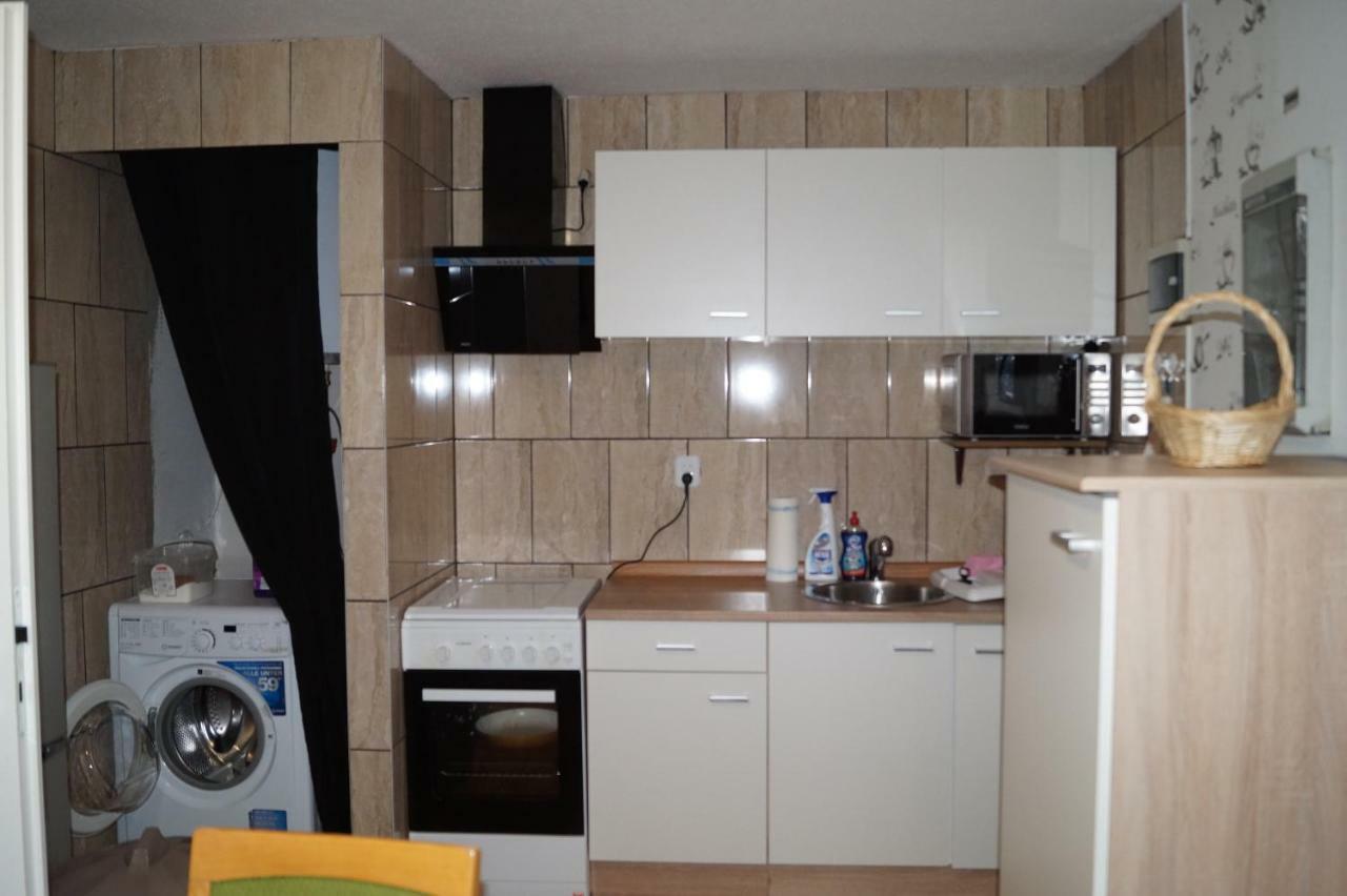 Ferienhaus zum Jagdschlösschen Letschin Exterior foto